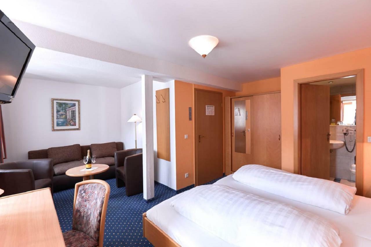 Gasthof-Hotel Pietsch Freystadt Екстер'єр фото